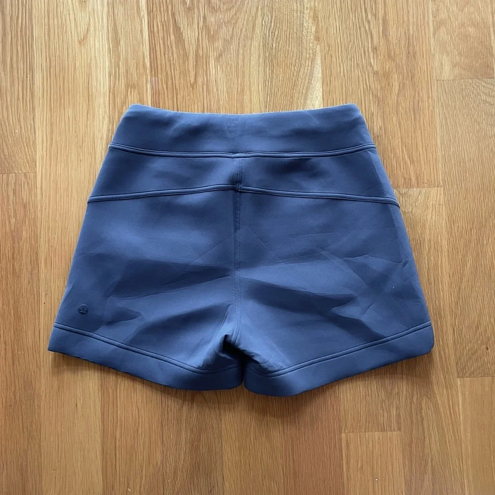 Lululemon In-Form Short - Picture 2 of 5